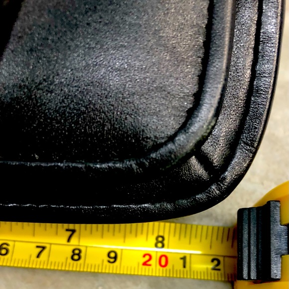 The exceptional Eitenne Aiger interview” bag. Excellent Condition - Picture 2 of 16